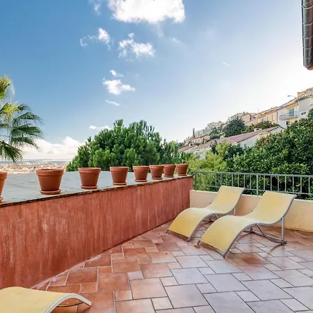 Villa Sur Les Hauteurs De Nice, Proche Centre *