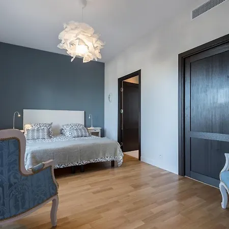 Villa Sur Les Hauteurs De Nice, Proche Centre Nice