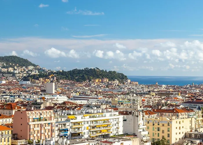 Villa Sur Les Hauteurs De Nice, Proche Centre Nice