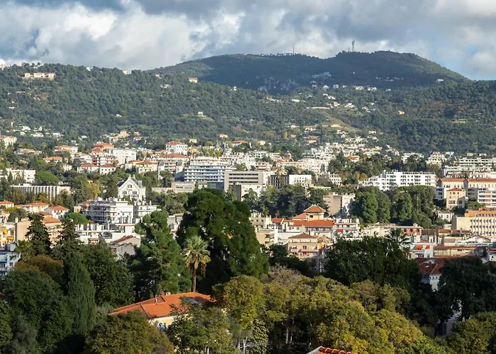 Sur Les Hauteurs De Nice, Proche Centre Villa
