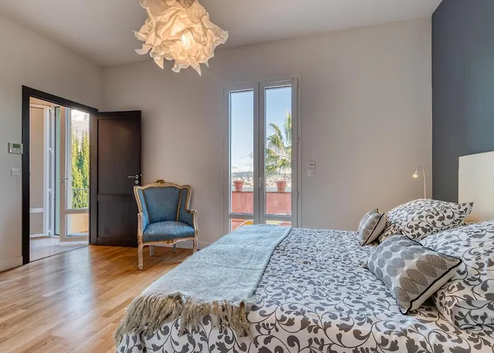 Sur Les Hauteurs De Nice, Proche Centre Villa